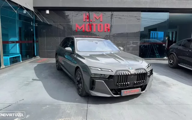 BMW i7 xDrive60 Pack Desportivo M Pro