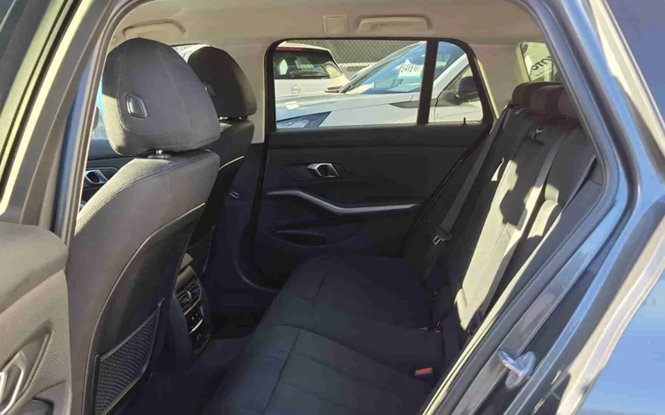 BMW - Série 3 - 316 d Touring Auto
