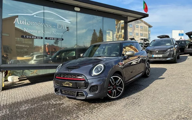 MINI 3 Portas