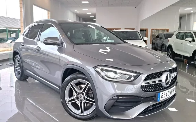 MERCEDES-BENZ Clase GLA GLA 200d 8G-DCT