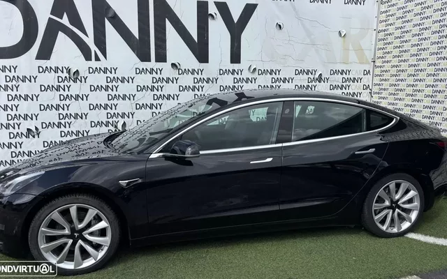 Tesla Model 3 Long Range RWD