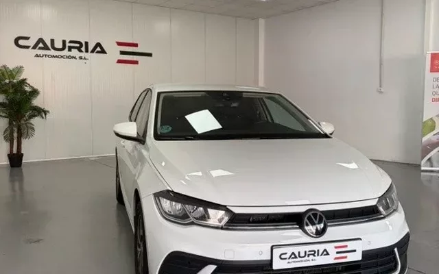 VOLKSWAGEN Polo VOLKSWAGEN Polo Pequeño Manual de 5 Puertas