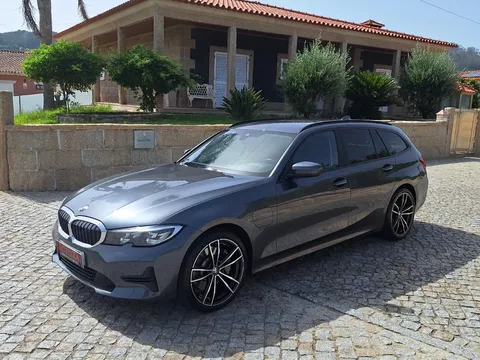 BMW 330 e Line Sport Auto