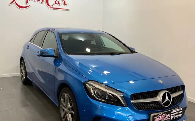Mercedes-Benz A 180 d 7G-DCT Urban