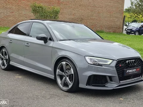 Audi RS3 Limousine S tronic