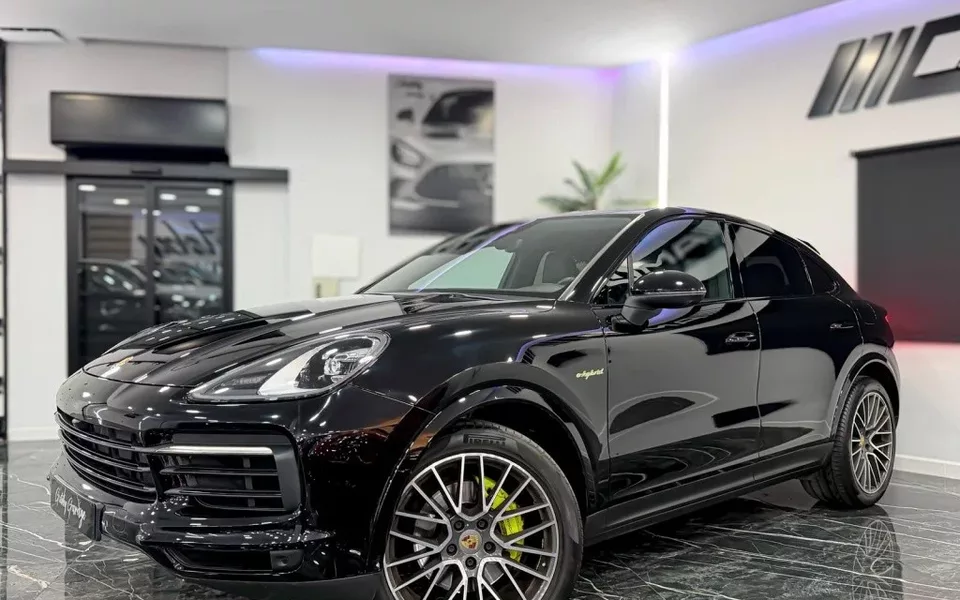 PORSCHE Cayenne Cayenne E-Hybrid Coupé Aut.