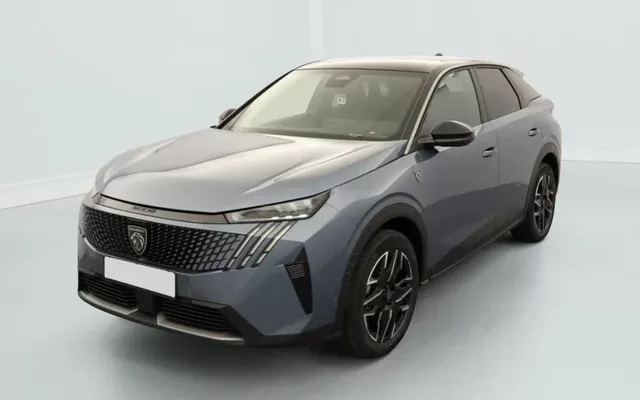 Peugeot 3008 Phase 4 Gt 1.2 HYBRID 145 Zéro km immatriculé