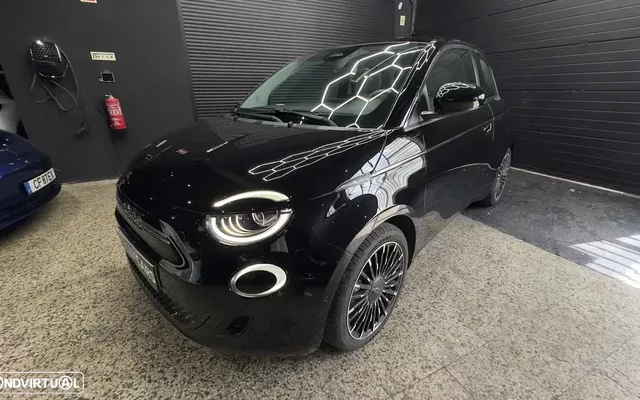 Fiat 500e La Prima