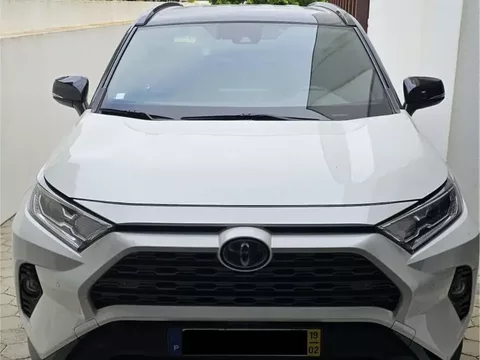 Toyota RAV4 2.5 HDF Square Collection