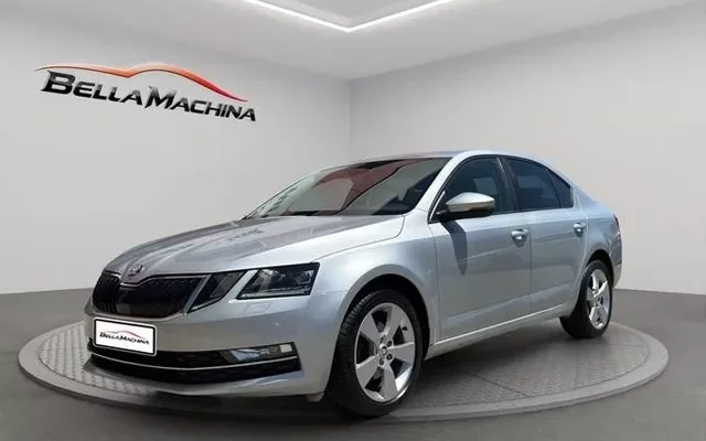 SKODA Octavia Octavia 2.0TDI CR Ambition DSG 110kW