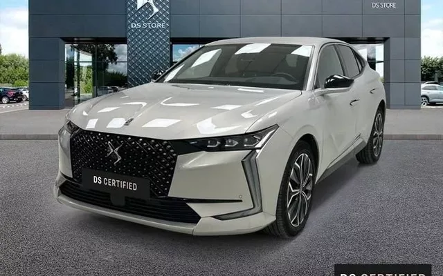 DS DS4 BlueHDi 96kW auto. Étoile Alcantara@