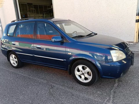 KIA Carens Carens 2.0CRDI Active