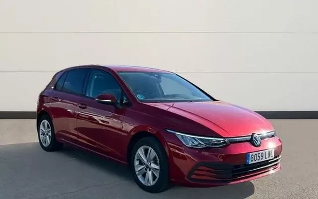 VOLKSWAGEN Golf 1.0 ETSI MHEV 81KW DSG LIFE 110 5P