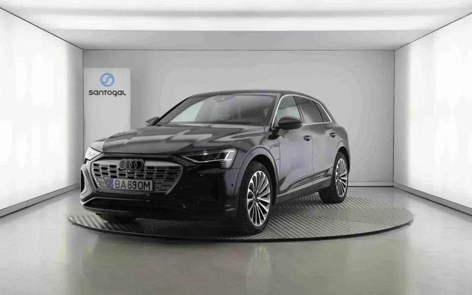 AUDI - Q8 e-tron - Q8 50 quattro S line