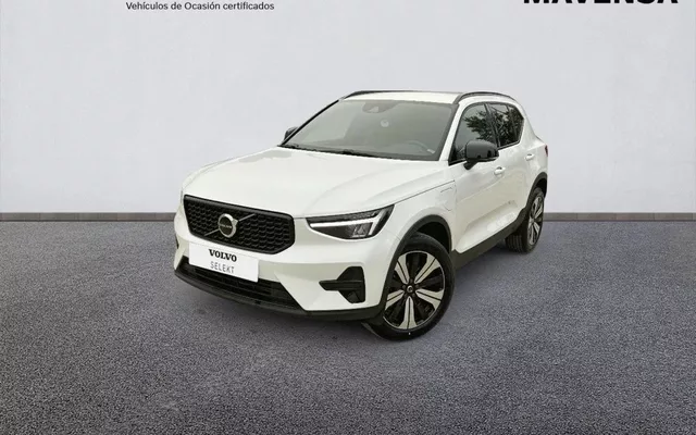 VOLVO XC40 XC40 T4 Recharge Plus Dark Aut. - 37899€ en Almendralejo