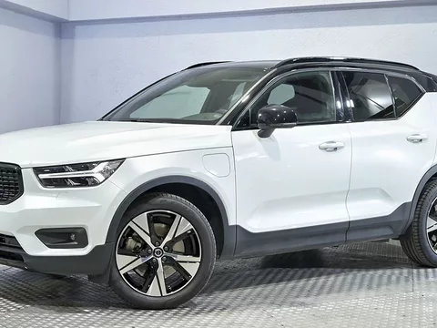 Volvo XC40 1.5 T5 Twin Recharge R-Design Auto