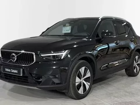 VOLVO XC40 Core, B3 Mild Hybrid, Gasolina