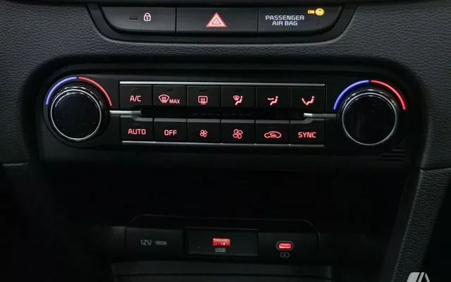 KIA XCeed XCeed 1.5 MHEV DCT Drive