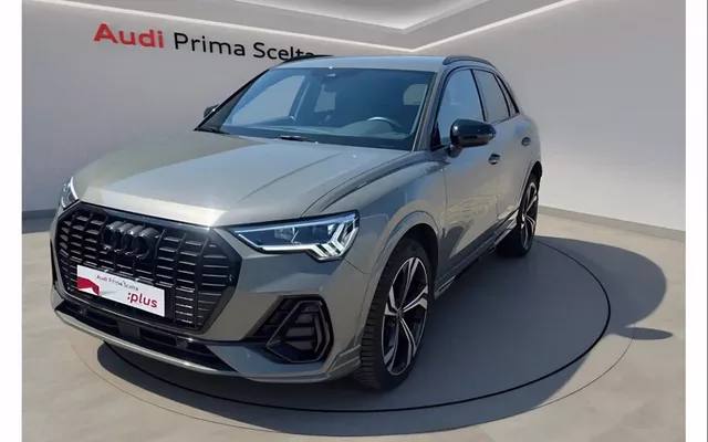 AUDI Q3 45 1.4 tfsi e identity black s-tronic