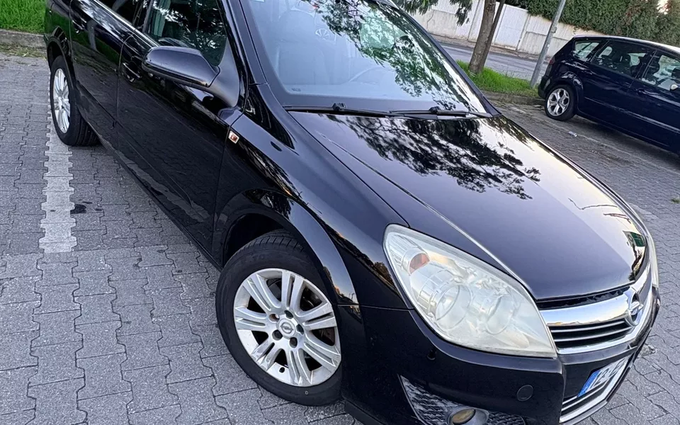 Opel Astra 1.7 CDTi Cosmo