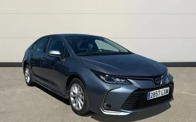 TOYOTA Corolla SEDAN 1.8 HYBRID ACTIVE TECH E-CVT 122 4P