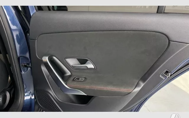 MERCEDES-BENZ Clase A 180 d