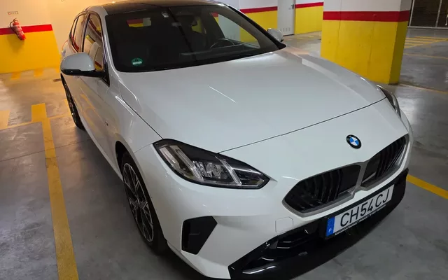 BMW 118 d Pack M Shadow Auto