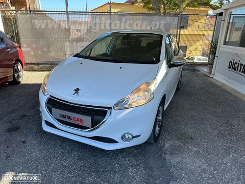 Peugeot 208 1.2 VTi SE Style