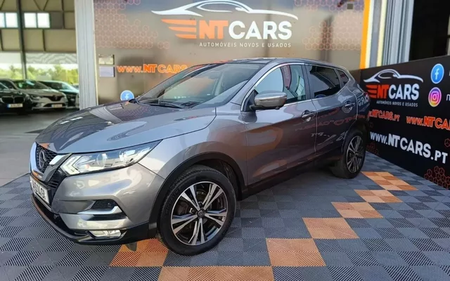 Nissan Qashqai 1.5 dCi N-Connecta J18