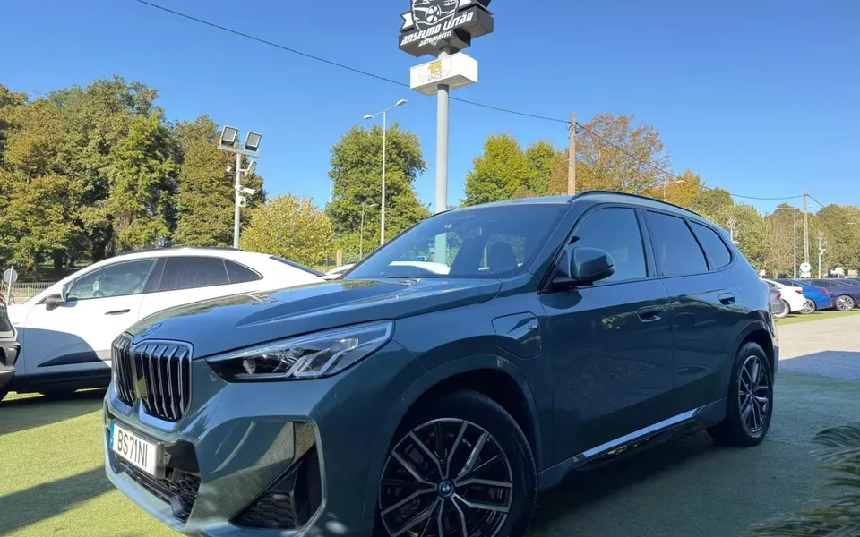 BMW X1 xDrive25e Pack Desportivo M