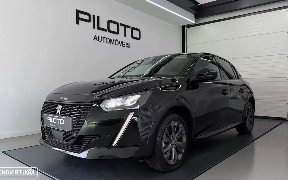Peugeot e-208
