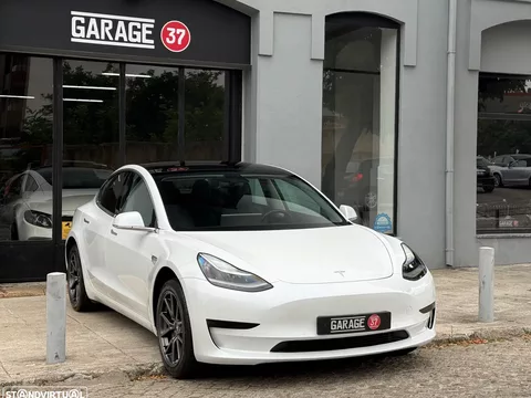 Tesla Model 3 Standard RWD Plus
