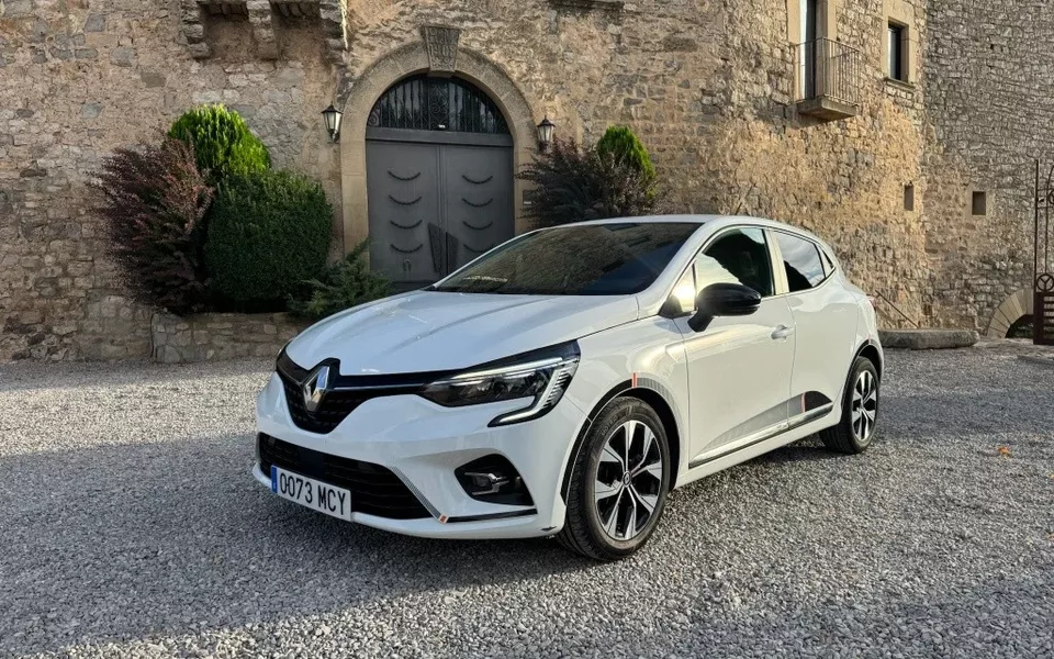 RENAULT Clio Clio TCe Evolution 67kW