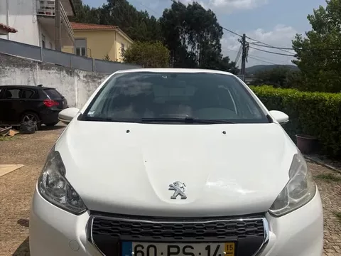 Peugeot 208 1.4 HDi