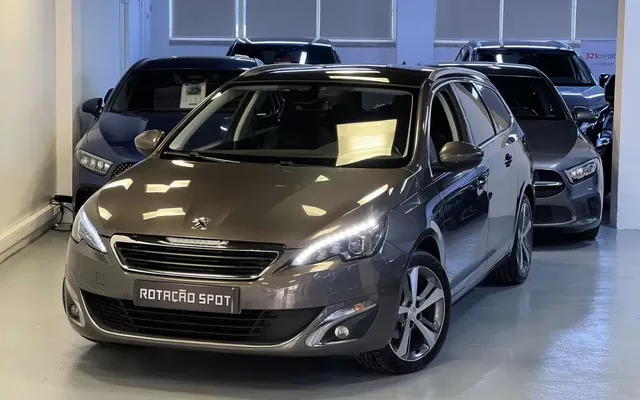 Peugeot 308 SW 1.2 PureTech Allure EAT8