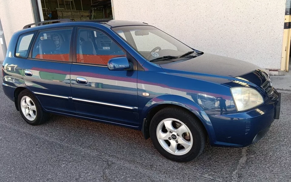 KIA Carens Carens 2.0CRDI Active