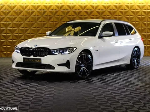 BMW 330 e Line Sport Auto