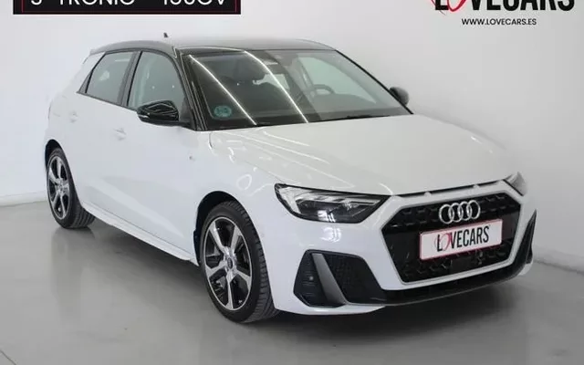AUDI A1 Sportback Adrenalin 35 TFSI 110kW S tron