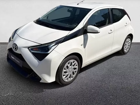 TOYOTA AYGO 1.0 VVT-i x-play