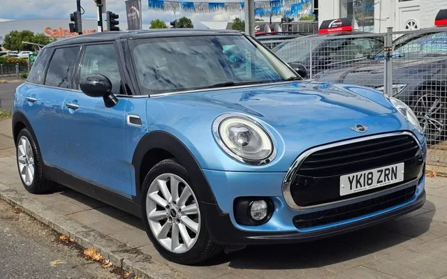 MINI CLUBMAN 1.5 Cooper Auto Euro 6 (s/s) 6dr