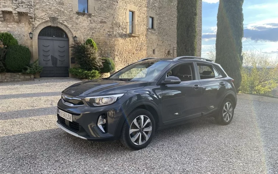 KIA Stonic Stonic 1.0 T-GDi MHEV DCT Drive 120 - 15800€ en Tarrega