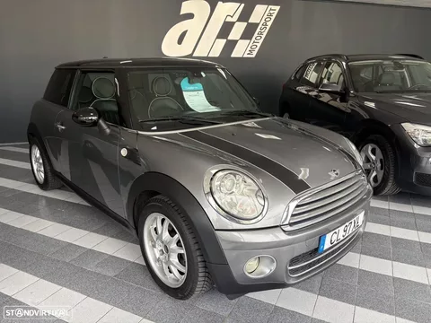 MINI 3 Portas Cooper D 50 Mayfair