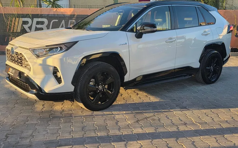 Toyota RAV4 2.5 HDF Square Collection