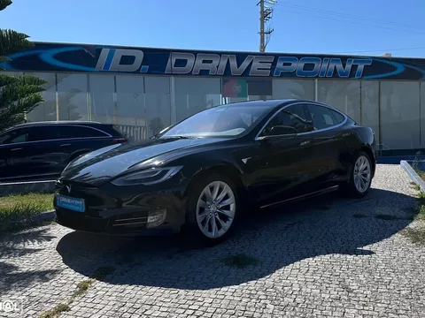 Tesla Model S 75D