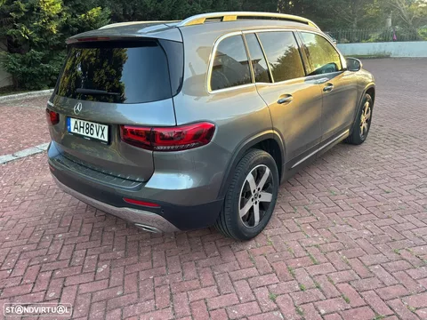 Mercedes-Benz GLB 180