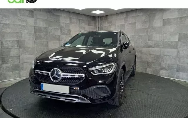 MERCEDES-BENZ Clase GLA 250 E 220 CV