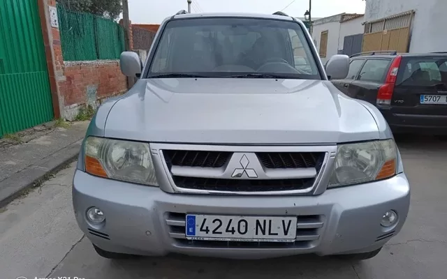MITSUBISHI Montero Montero 3.2DI-D Intense Kaiteki Aut.