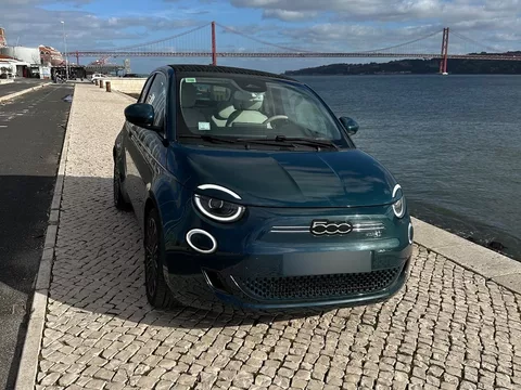 Fiat 500e C La Prima