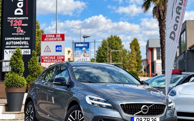 Volvo V40 Cross Country 1.5 T3 Plus Geartronic