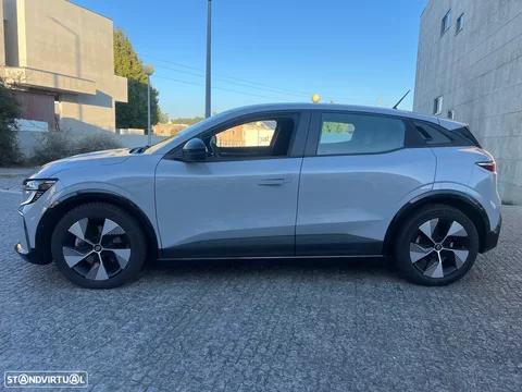 Renault Mégane E-Tech EV60 220hp optimum charge Equilibre